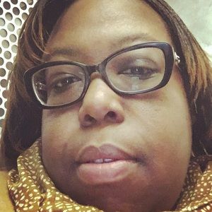 Meet your Posher, Cynthia